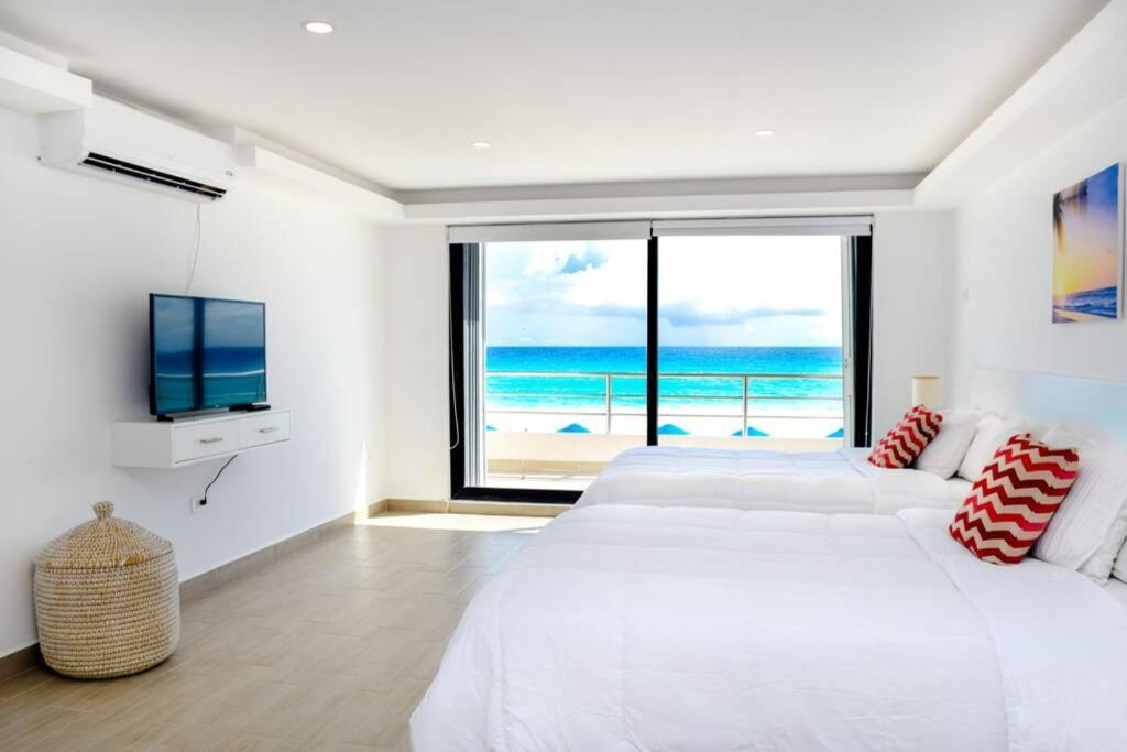 Villas Marlin 108, A Pie De Playa, Albercas, Jacuzi, Ubicacion Inmejorable Cancún Kültér fotó