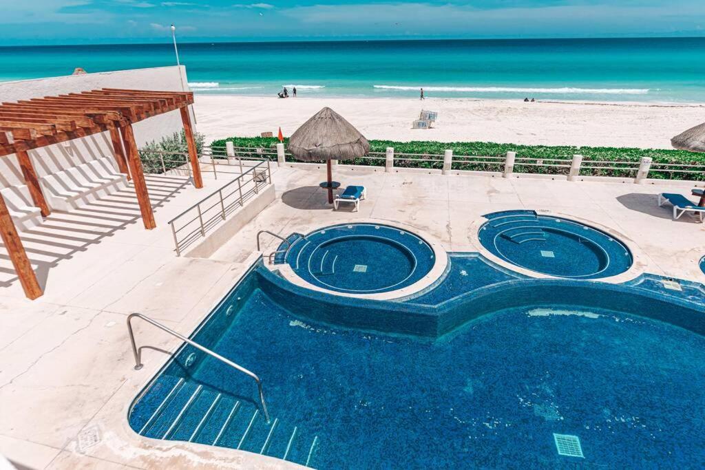 Villas Marlin 108, A Pie De Playa, Albercas, Jacuzi, Ubicacion Inmejorable Cancún Kültér fotó