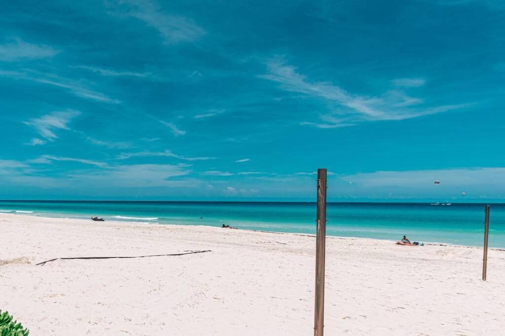 Villas Marlin 108, A Pie De Playa, Albercas, Jacuzi, Ubicacion Inmejorable Cancún Kültér fotó