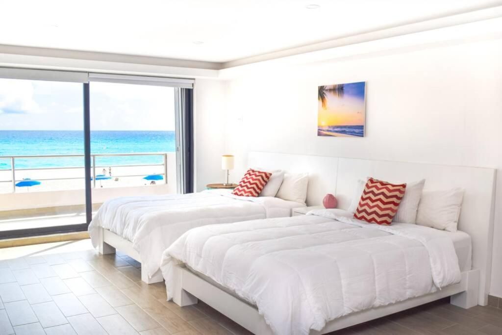 Villas Marlin 108, A Pie De Playa, Albercas, Jacuzi, Ubicacion Inmejorable Cancún Kültér fotó